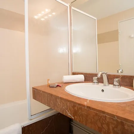 شقة فندقية Madame Du Golf 3*