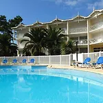 Madame Du Golf شقة فندقية