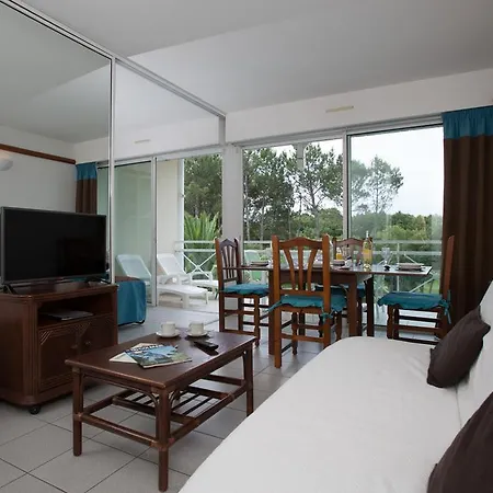 Madame Du Golf Lejlighedshotel 3*